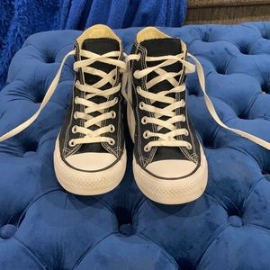 Black high top converse